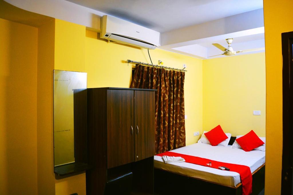 Skyline Lodge Siliguri Exterior photo